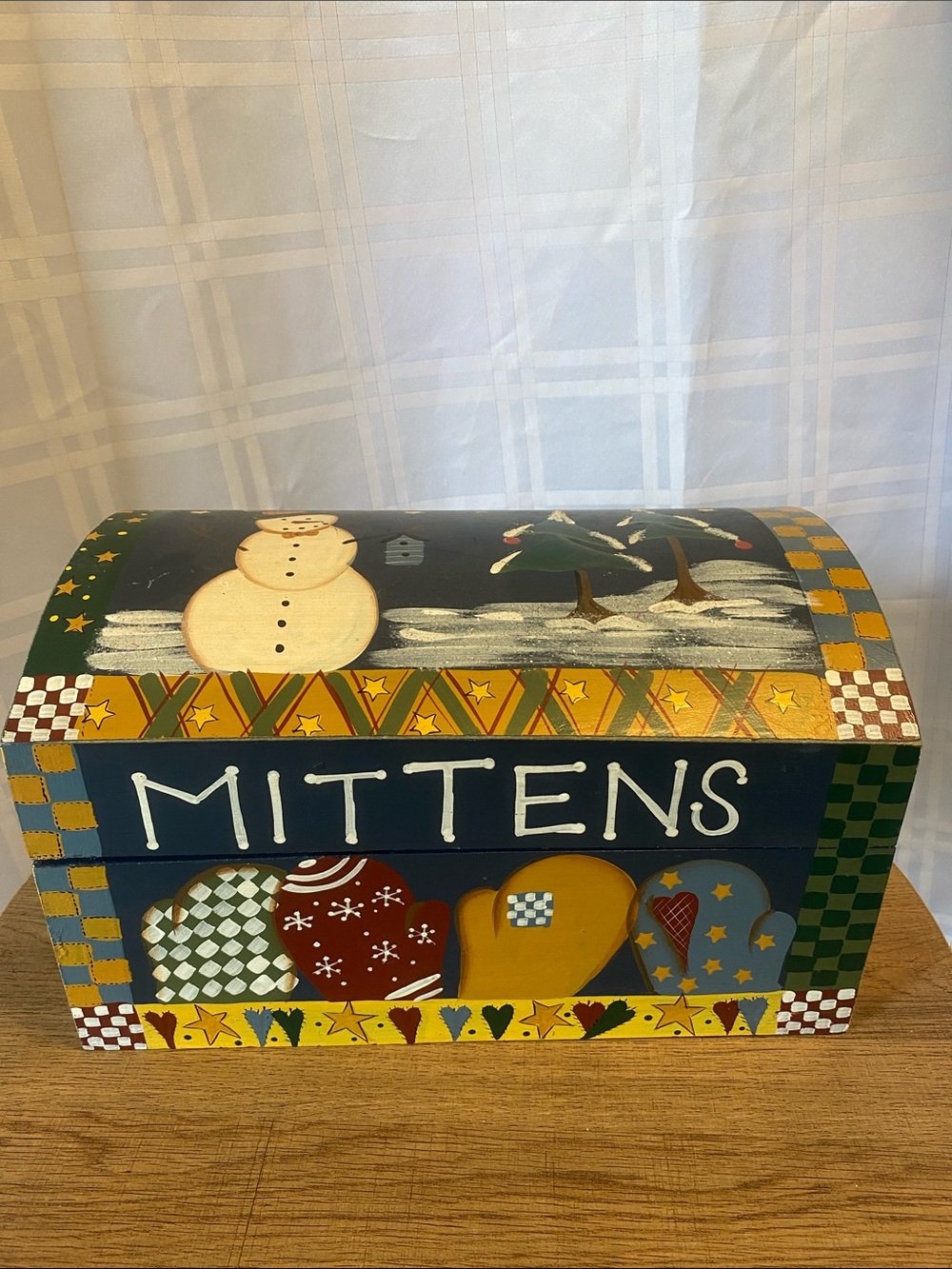 Decorative Country Christmas Mittens Storage Wooden Box Hand Painted Winter Snow